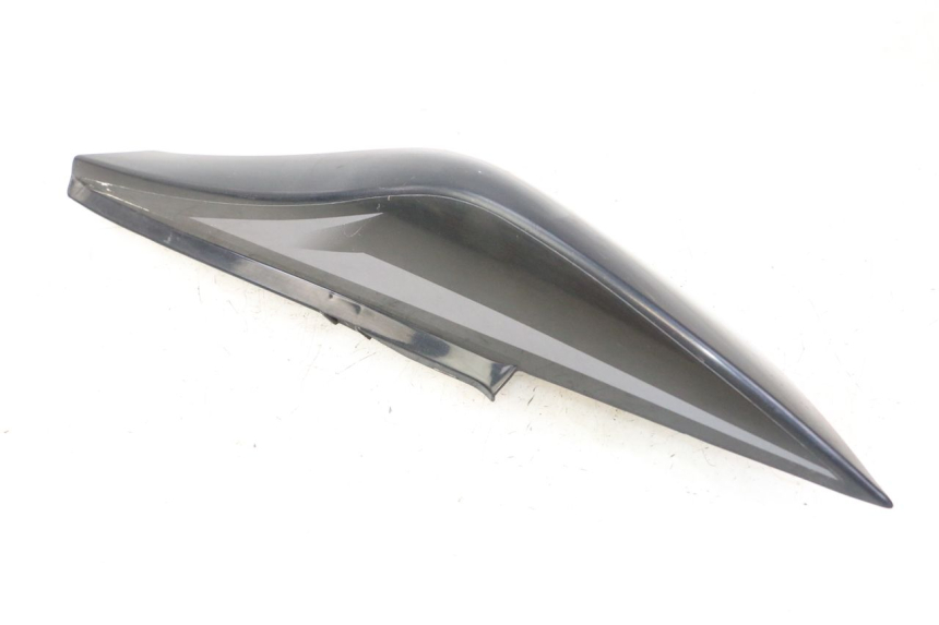 photo de REAR RIGHT PANEL YAMAHA FZ6 FAZER S2 600 (2007 - 2011)