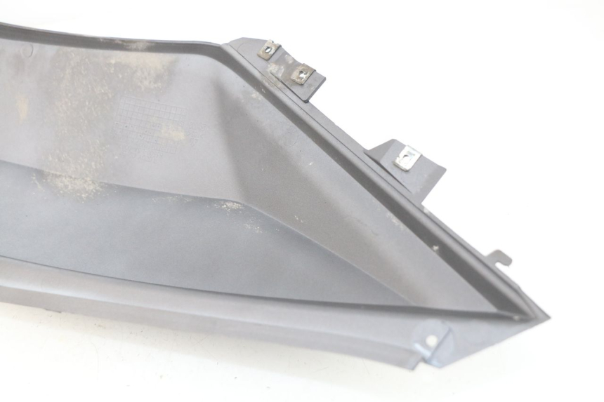 photo de REAR RIGHT PANEL SYM GTS EFI ABS 125 (2012 - 2016)