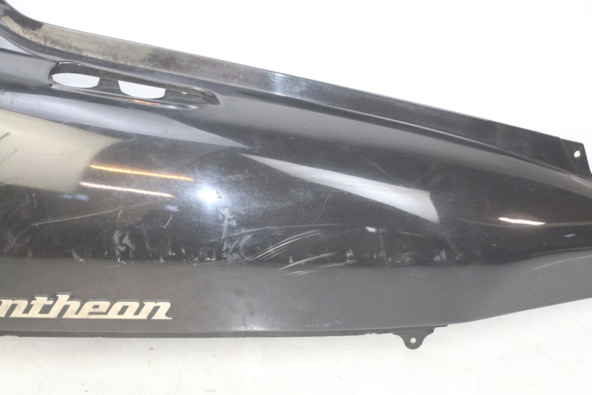 photo de RIGHT REAR SIDE PANEL HONDA FES PANTHEON 2T 125 (1998 - 2002)
