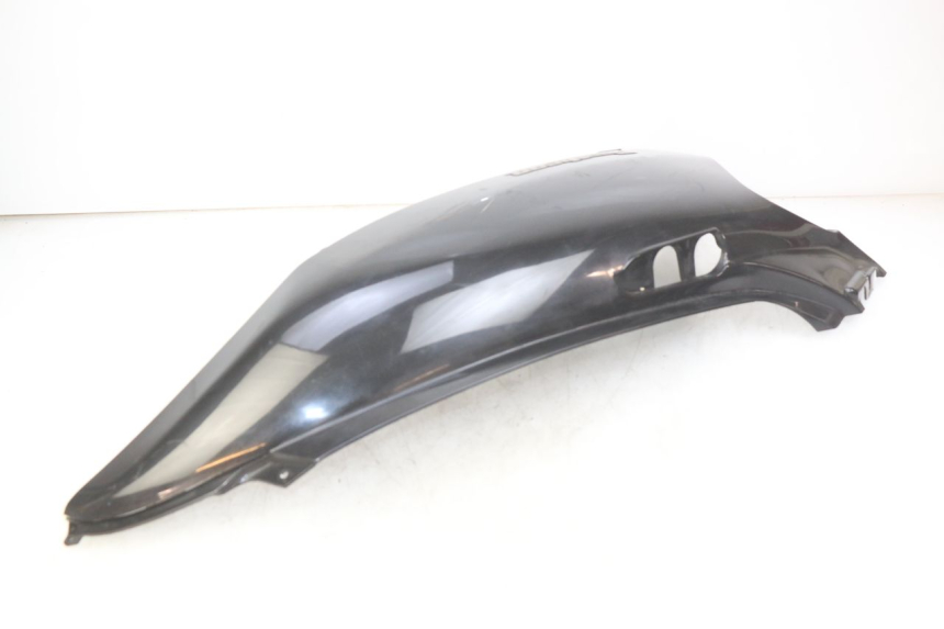 photo de RIGHT REAR SIDE PANEL HONDA FES PANTHEON 2T 125 (1998 - 2002)