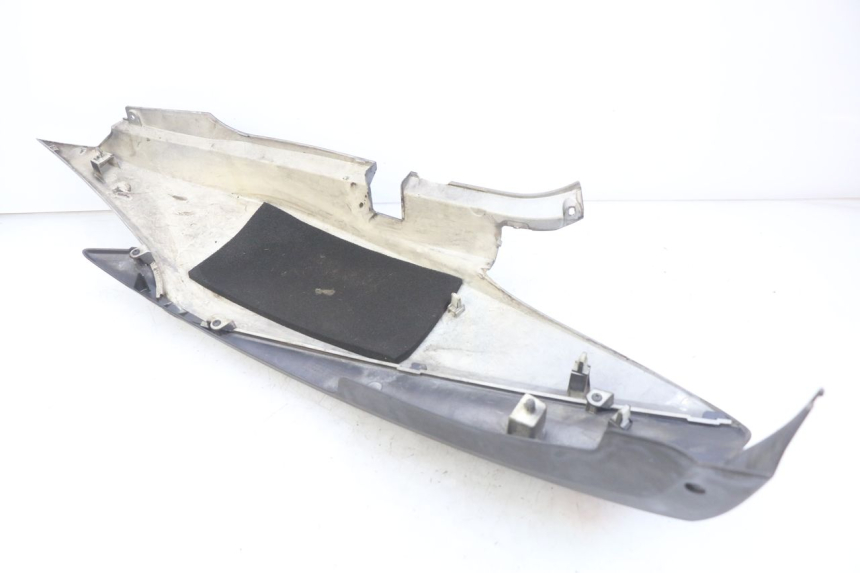 photo de RIGHT REAR SIDE PANEL HONDA FJS SILVERWING SILVER WING 400 (2009 - 2016)