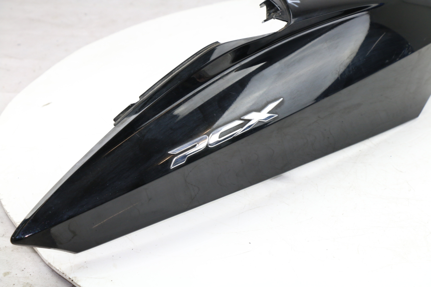 photo de RIGHT REAR SIDE PANEL HONDA PCX (JF47) 125 (2012 - 2013)