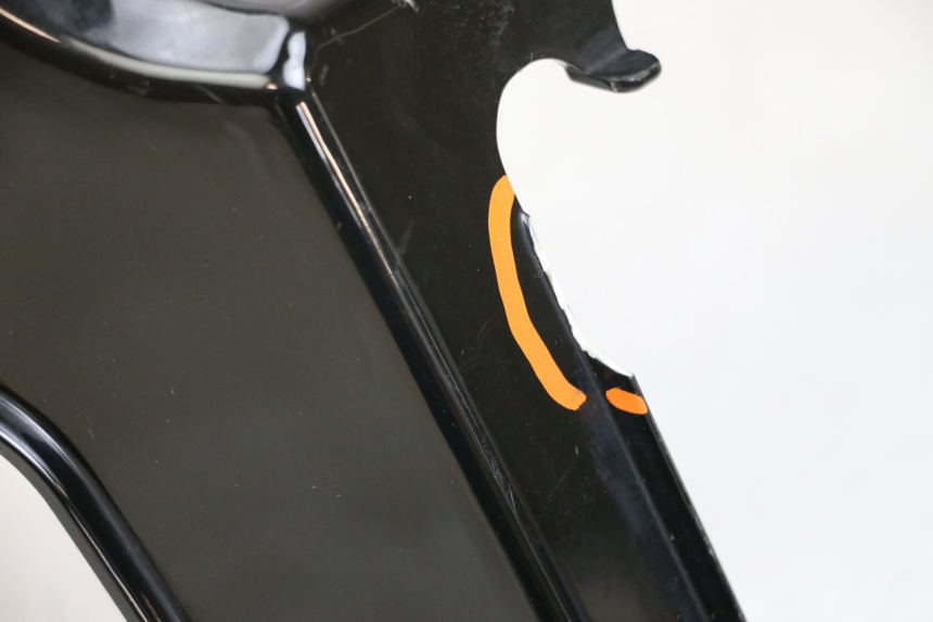 photo de REAR RIGHT PANEL HYOSUNG GTR 125 (2006 - 2008)