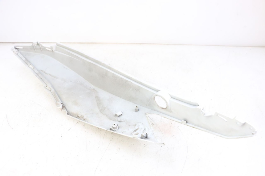 photo de RIGHT REAR SIDE PANEL SYM JET 14 4T 50 (2018 - 2022)