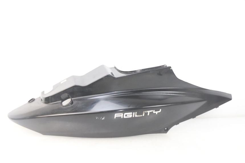 photo de RIGHT REAR SIDE PANEL KYMCO AGILITY 4T 50 (2018 - 2022)