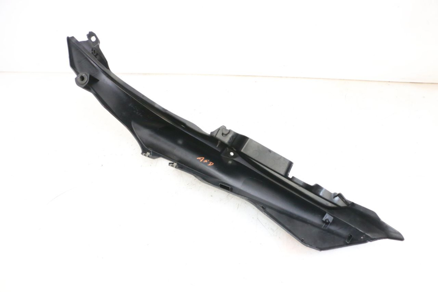 photo de REAR RIGHT PANEL YAMAHA MT-07 MT07 ABS 700 (2018 - 2020) - Checked used part