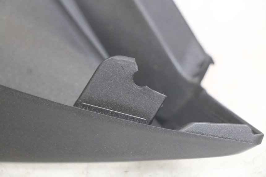 photo de RIGHT REAR SIDE PANEL YAMAHA MT ABS 125 (2014 - 2018) - Product overview
