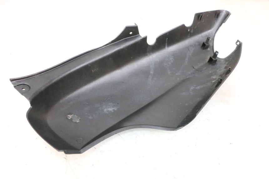 photo de REAR RIGHT PANEL YAMAHA NEO'S NEOS 2T 50 (1998 - 2007) - Technical close-up