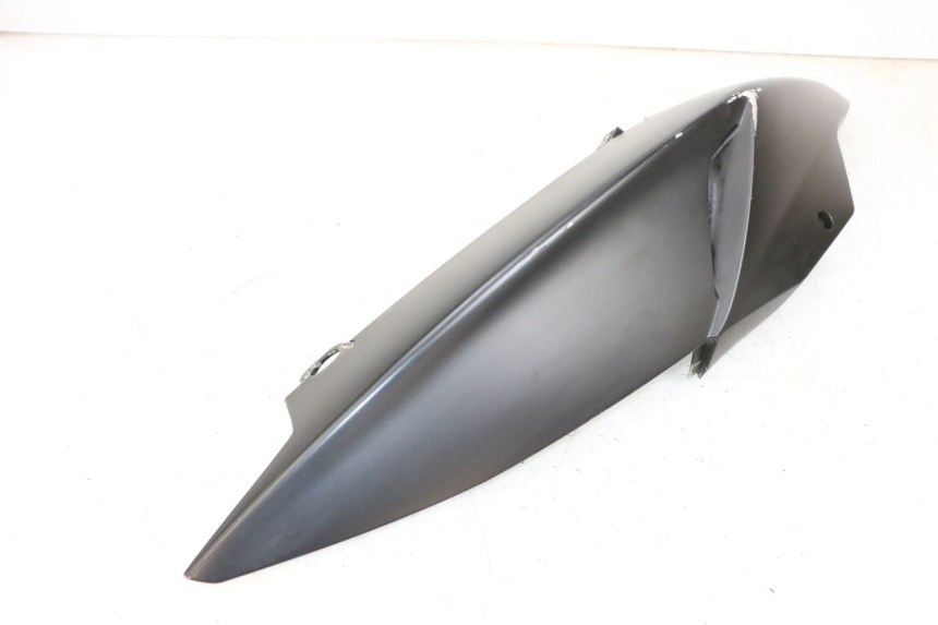 photo de REAR RIGHT PANEL PIAGGIO NEW TYPHOON 50 (2018 - 2021) - Fixing points details