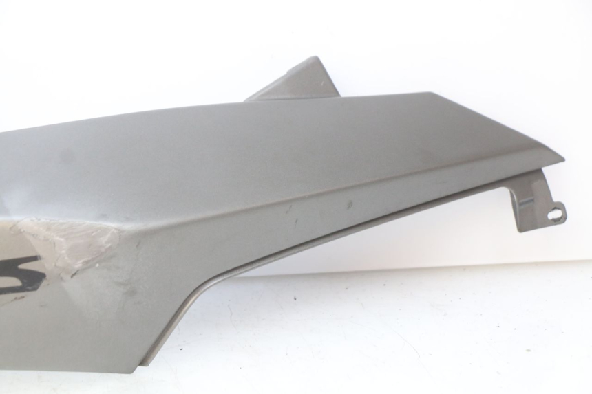 photo de RIGHT REAR SIDE PANEL GILERA NEXUS 125 (2009 - 2013)