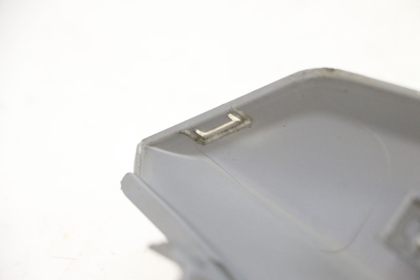 photo de REAR RIGHT PANEL SYM ORBIT III 3 4T 50 (2021 - 2025) - Technical close-up