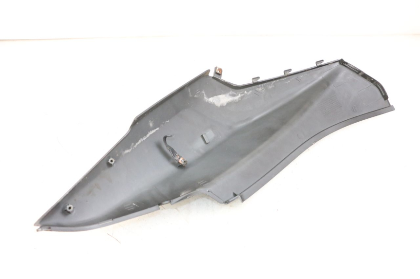 photo de REAR RIGHT PANEL SYM ORBIT 50 (2008 - 2010)