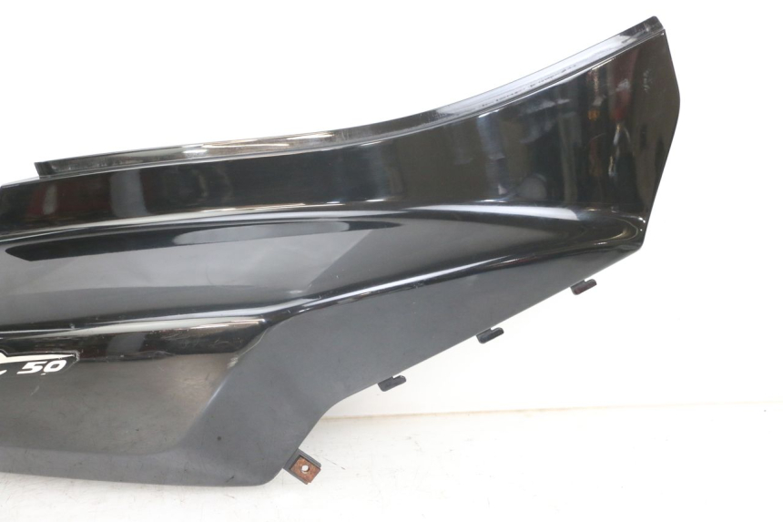 photo de REAR RIGHT PANEL SYM ORBIT 50 (2008 - 2010)