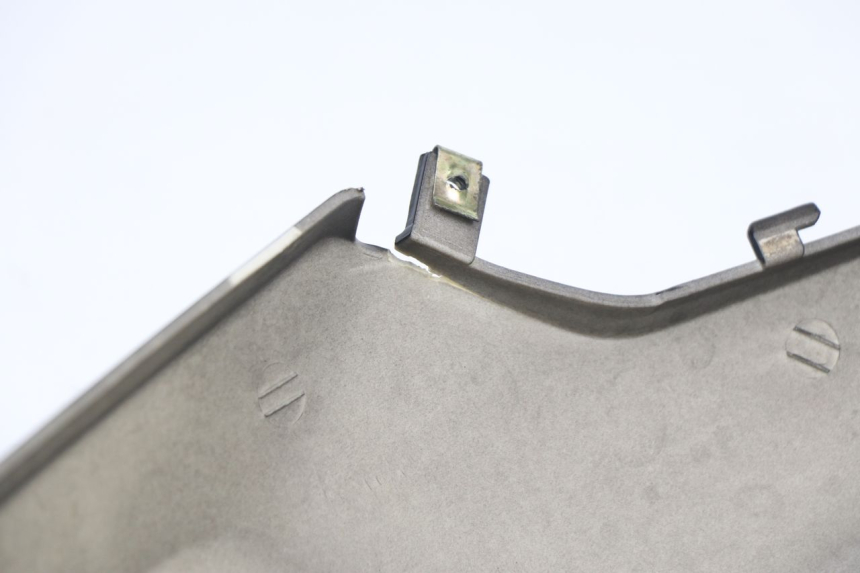 photo de REAR RIGHT PANEL SYM ORBIT 50 (2008 - 2010)