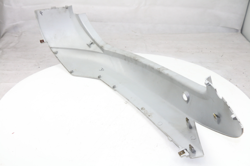 photo de REAR RIGHT PANEL KYMCO PEOPLE S 125 (2000 - 2008)