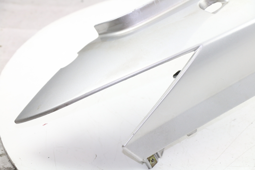 photo de REAR RIGHT PANEL KYMCO PEOPLE S 125 (2000 - 2008)