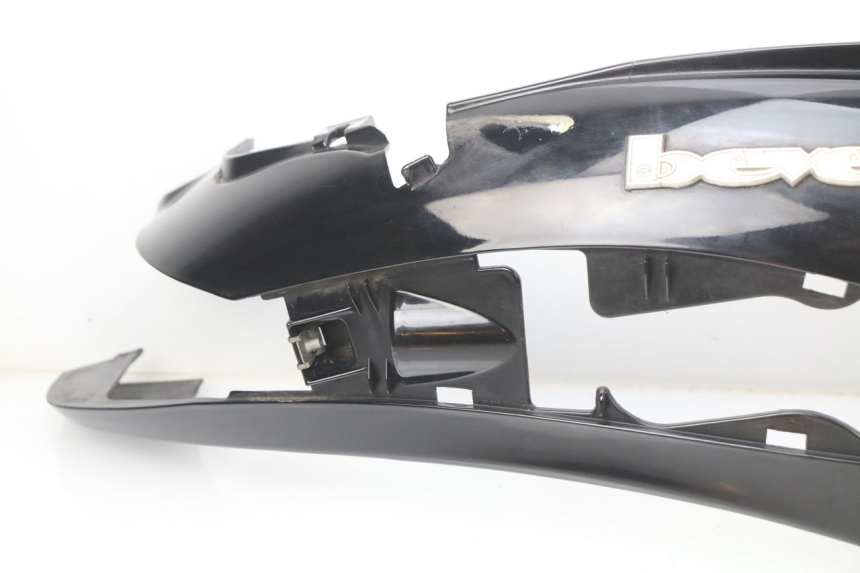 photo de REAR RIGHT PANEL PIAGGIO BEVERLY 125 (1998 - 2005)