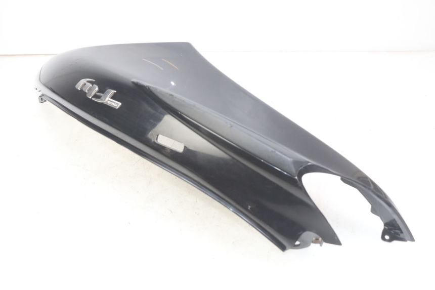 photo de RIGHT REAR SIDE PANEL PIAGGIO FLY 4T 50 (2013 - 2017)