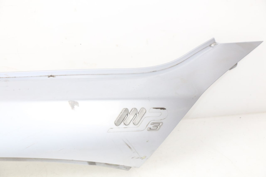 photo de RIGHT REAR SIDE PANEL PIAGGIO MP3 125 (2006 - 2014)