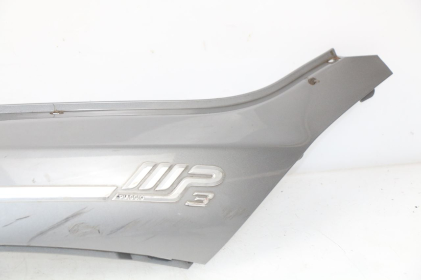 photo de REAR RIGHT PANEL PIAGGIO MP3 LT 400 (2007 - 2012)