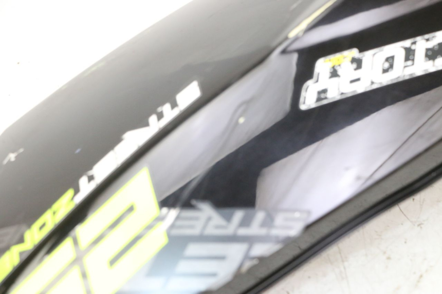 photo de REAR RIGHT PANEL PEUGEOT STREETZONE I NAKED 2T 50 (2018 - 2020)