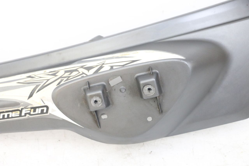 photo de RIGHT REAR SIDE PANEL MBK STUNT NAKED 50 (2004 - 2018)