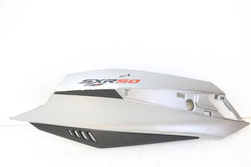photo de RIGHT REAR SIDE PANEL APRILIA SXR 50 (2021 - 2023)