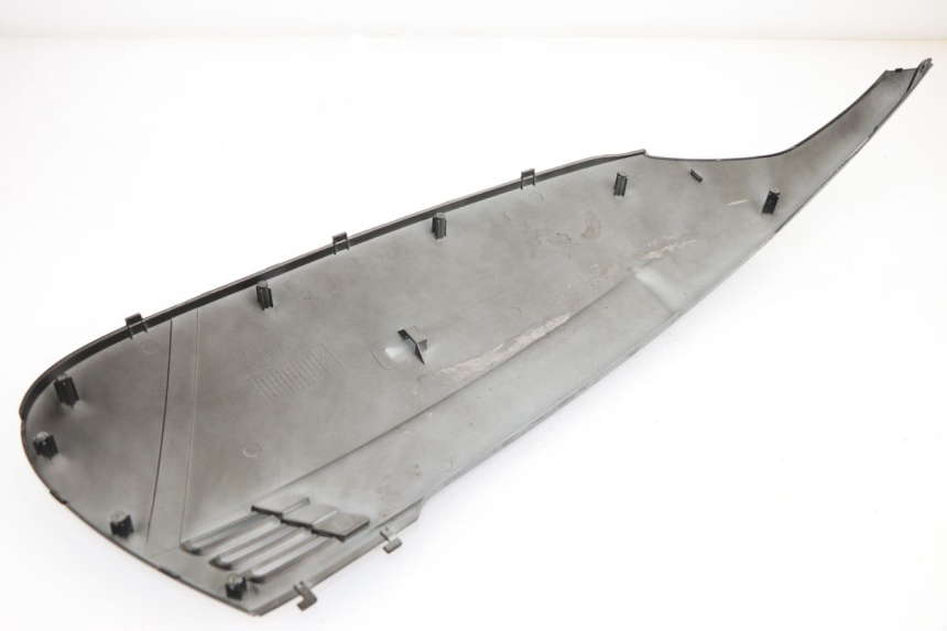 photo de REAR RIGHT PANEL SYM FIDDLE 3 III 50 (2014 - 2020)