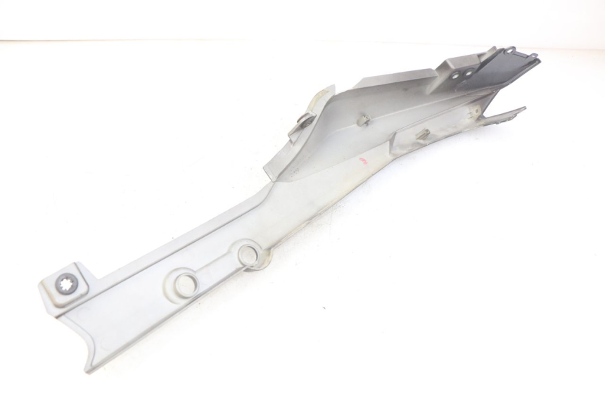 photo de RIGHT REAR SIDE PANEL SYM WOLF SB 125 (2011 - 2018)