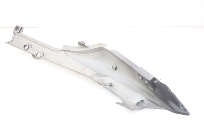photo de RIGHT REAR SIDE PANEL SYM WOLF SB 125 (2011 - 2018)