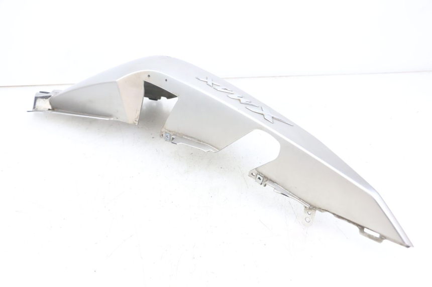 photo de RIGHT REAR SIDE PANEL YAMAHA XMAX X-MAX ABS 125 (2017 - 2020)