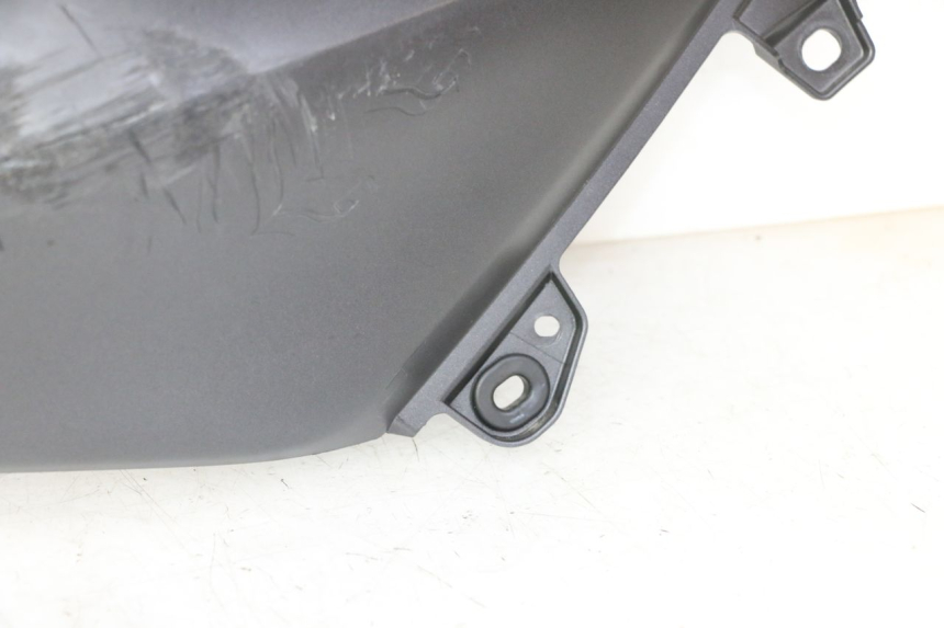 photo de REAR RIGHT PANEL YAMAHA XMAX X-MAX 125 (2021 - 2025)