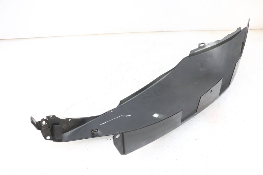 photo de REAR RIGHT PANEL YAMAHA X-MAX XMAX 125 (2010 - 2014)