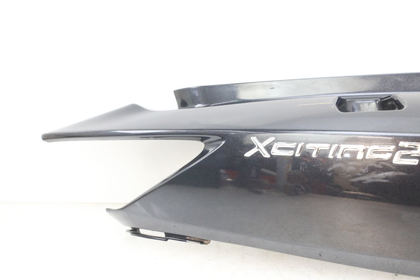 photo de REAR RIGHT SIDE PANEL KYMCO XCITING 250 (2006 - 2009)