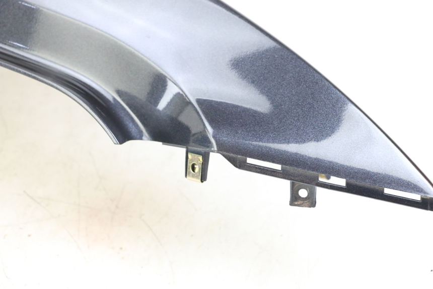 photo de REAR RIGHT SIDE PANEL KYMCO XCITING 250 (2006 - 2009)