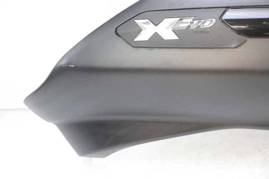 photo de RIGHT REAR SIDE PANEL PIAGGIO XEVO - X EVO 125 (2007 - 2016) - Component zoom