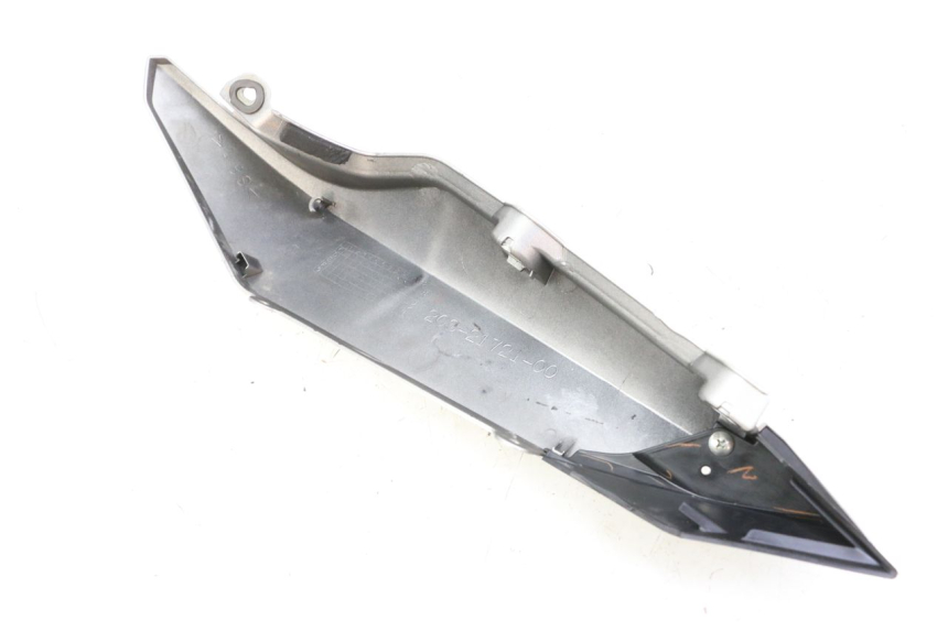 photo de REAR RIGHT PANEL YAMAHA XJ6 ABS 600 (2008 - 2016)