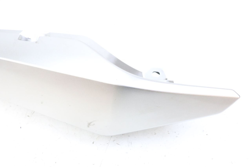 photo de REAR RIGHT PANEL YAMAHA XJ6 ABS 600 (2008 - 2016)