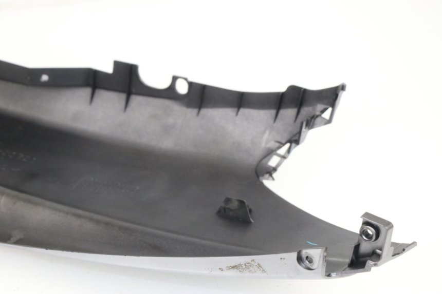 photo de REAR RIGHT PANEL YAMAHA YP MAJESTY 400 (2004 - 2008)