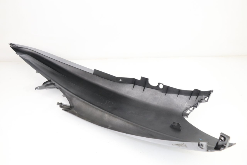photo de REAR RIGHT PANEL YAMAHA YP MAJESTY 400 (2004 - 2008)