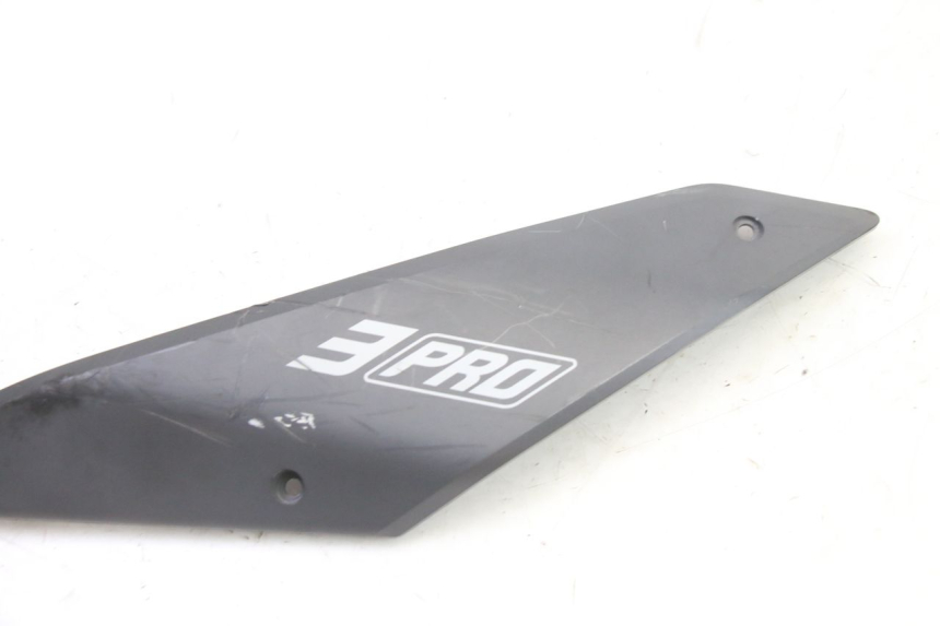 photo de REAR RIGHT PANEL SEGWAY NINEBOT ZT3 PRO 1