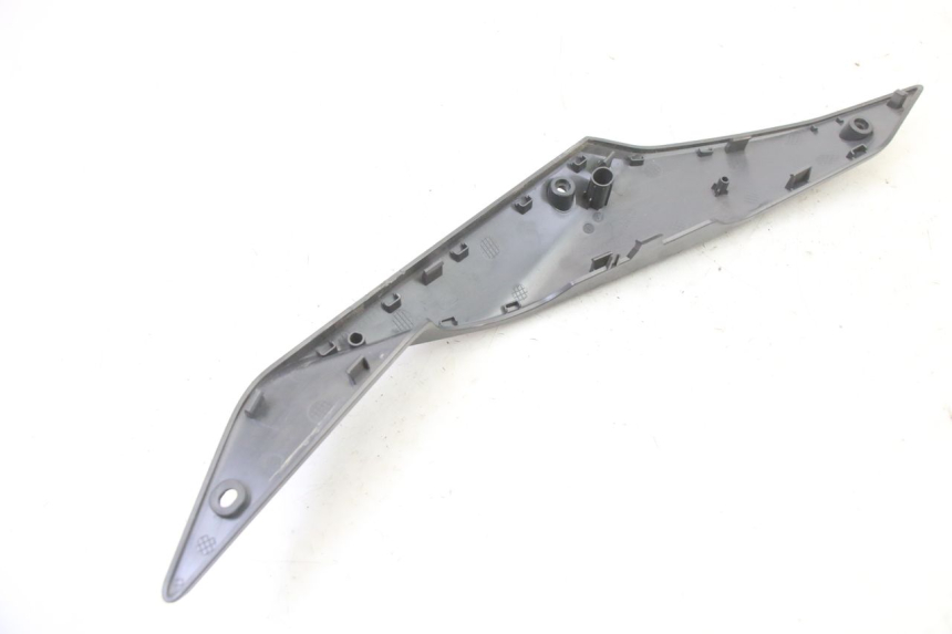 photo de REAR RIGHT PANEL SEGWAY NINEBOT ZT3 PRO 1