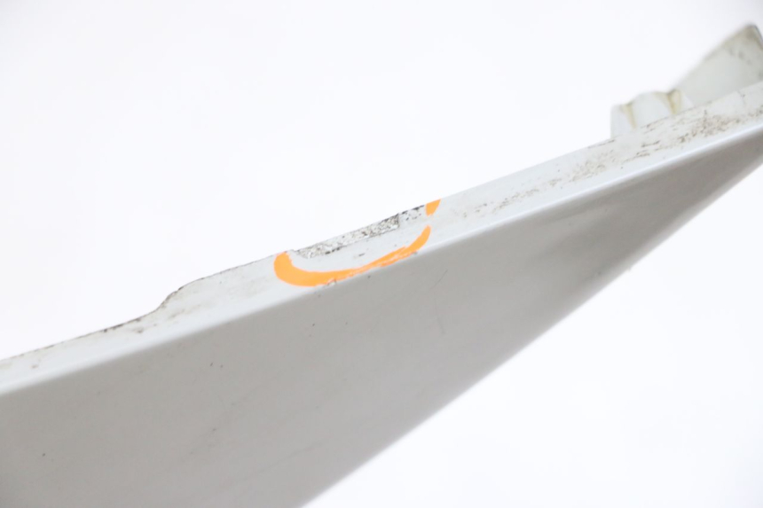 photo de LEFT REAR SIDE PANEL KYMCO AGILITY 4T 50 (2018 - 2022) - Zoom on usage condition