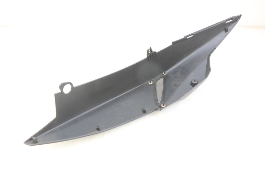 photo de LEFT REAR SIDE PANEL APRILIA SR 2T 50 (2012 - 2017)