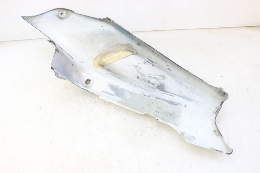photo de REAR LEFT PANEL HONDA CBR RR FIREBLADE 900 (1992 - 1994)