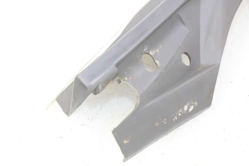 photo de LEFT REAR SIDE PANEL SUZUKI CP 80 (1985 - 1996)