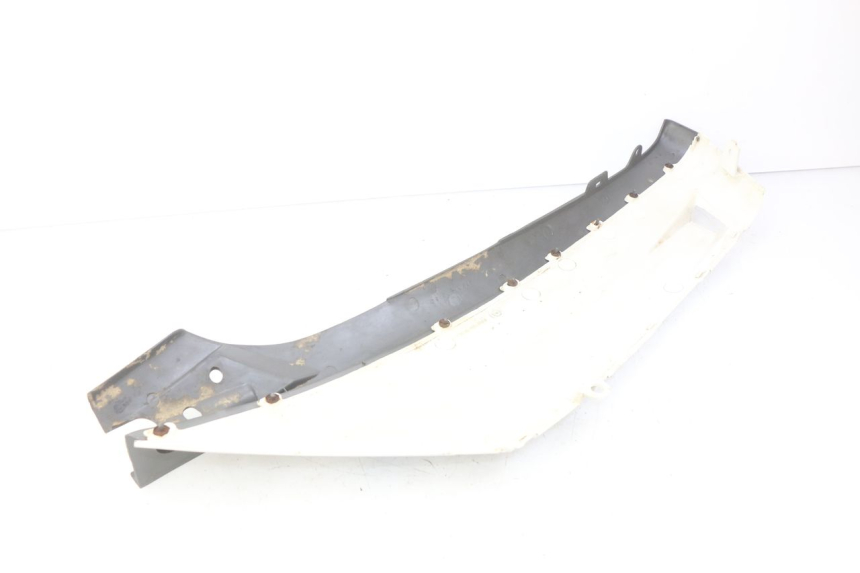 photo de LEFT REAR SIDE PANEL SUZUKI CP 80 (1985 - 1996)