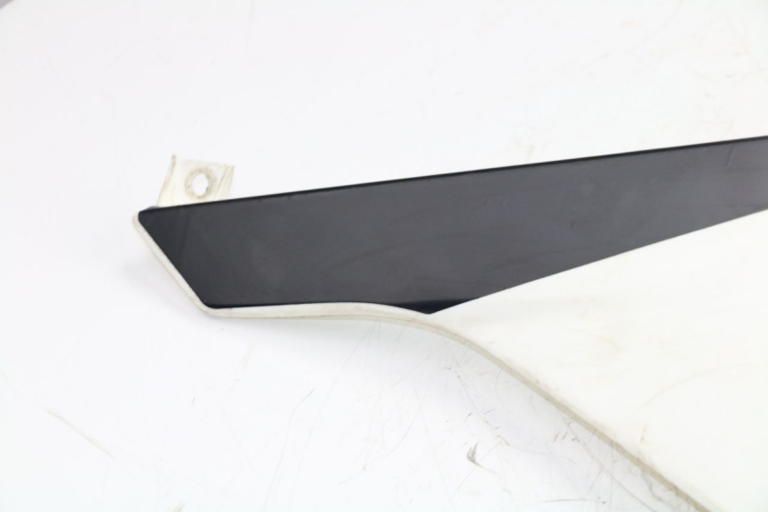 photo de REAR LEFT PANEL DERBI SENDA R X-TREM 50 (2003 - 2010)