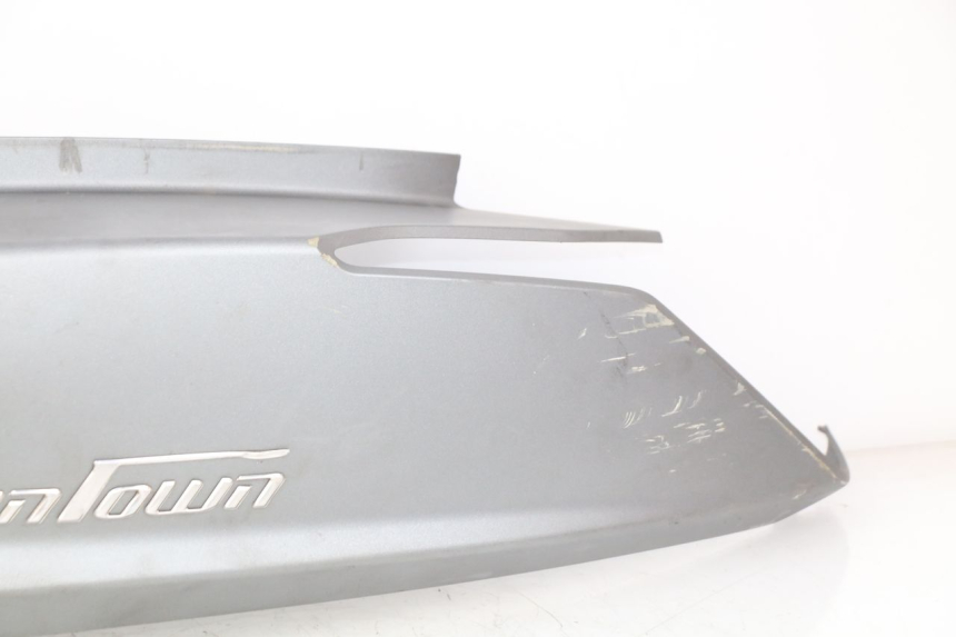 photo de LEFT REAR SIDE PANEL KYMCO DOWNTOWN ABS 125 (2015 - 2017)