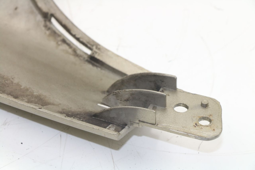 photo de REAR LEFT PANEL MBK FLAME 125 (2000 - 2004)